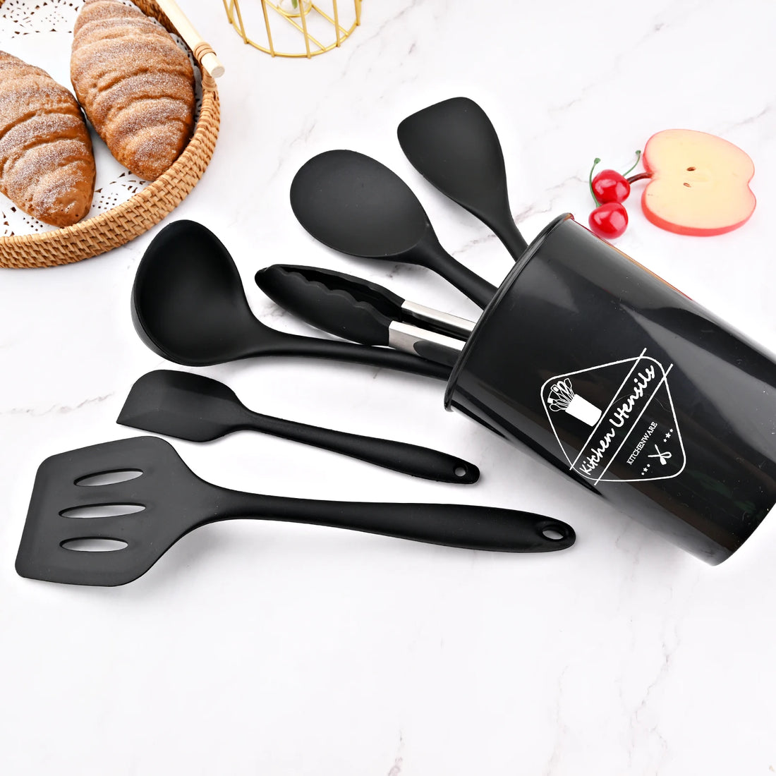 New Black Non-Stick Cookware Silicone Kitchenware Tool Cooking Utensils Set Spatula Ladle Egg Beaters Shovel Kitchen Accessories