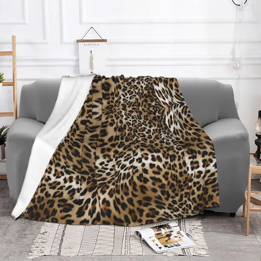 Leopard Pattern Throw Blanket, Brown Cheetah Print Flannel Fleece Blankets, Fuzzy Plush Animal Spot Blanket for Bed Couch Sofa